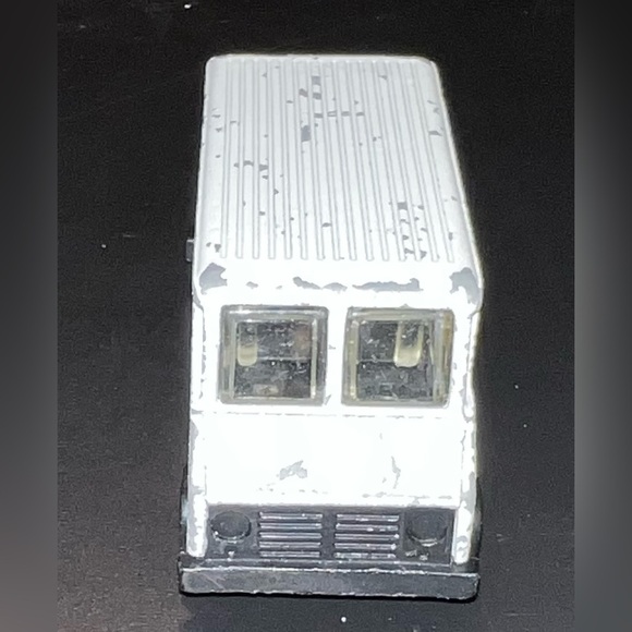 Vintage 1976 Hot Wheels Mattel The Incredible Hulk White Van - Picture 3 of 5